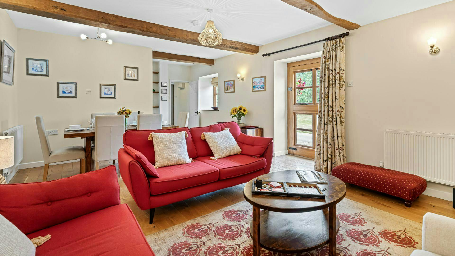 The Cottage and Courtyard