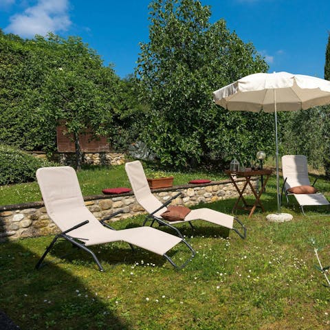 Sunbathe under the Tuscan sun as you soak in the countryside