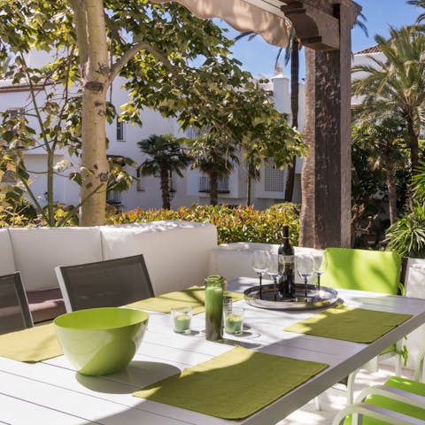 Enjoy all your meals alfresco at the outdoor dining table