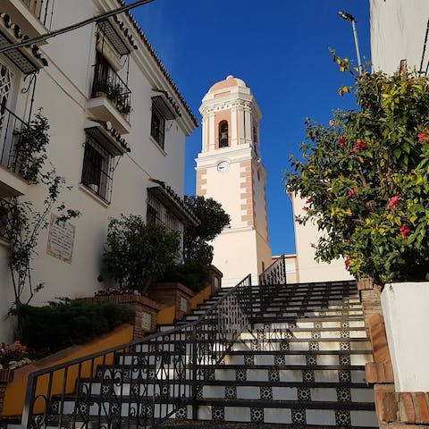 Explore Estepona’s lively collection of restaurants, bars and shops, just a ten-minute car ride away