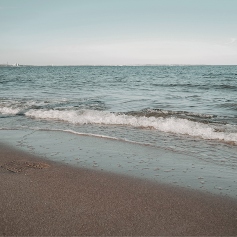 Hop in the car and drive to Las Marinas for a beach day