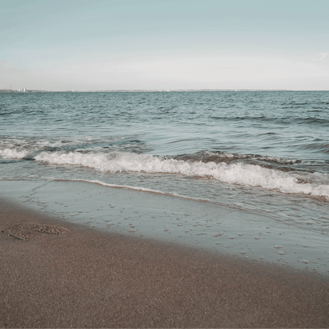 Hop in the car and drive to Las Marinas for a beach day