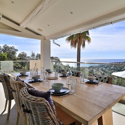 Make the most of the Riviera sun with an alfresco meal at the large outdoor table