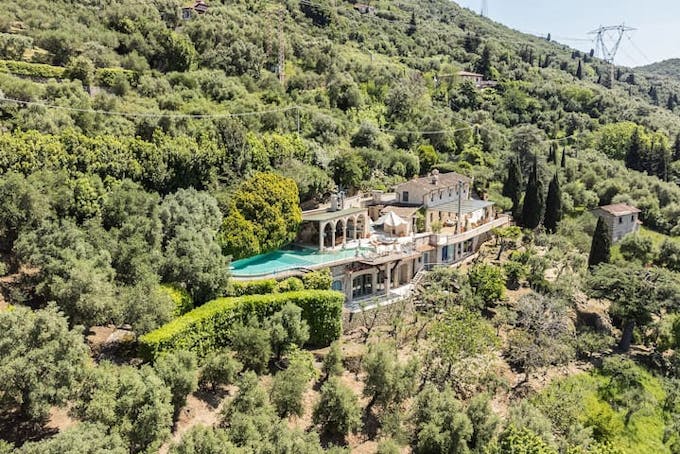 Opulent Retreat 
