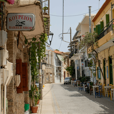 Discover an authentic Greek atmosphere teamed with Italian history in Koroni