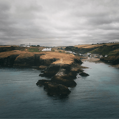 Stay in peaceful Newton-by-the-Sea and spend days relaxing, walking, and exploring
