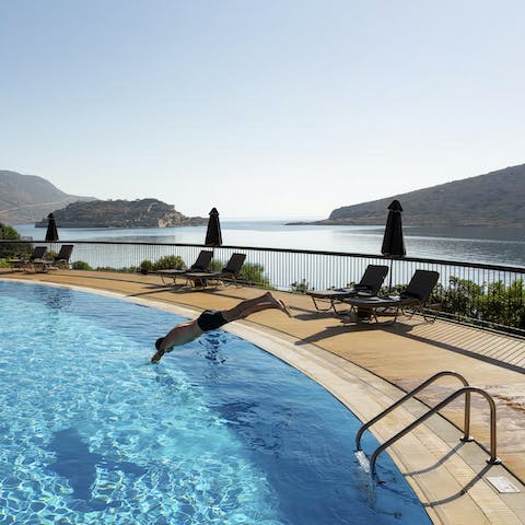 Dive headfirst into a relaxing break on this stunning stretch of the Cretan coastline