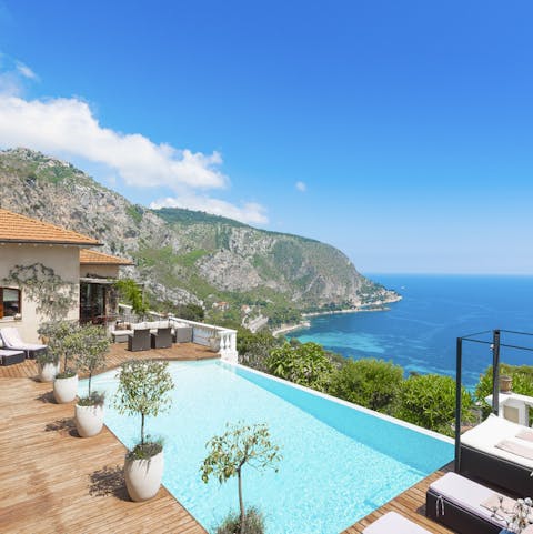 Take a dip with this mesmerizing view