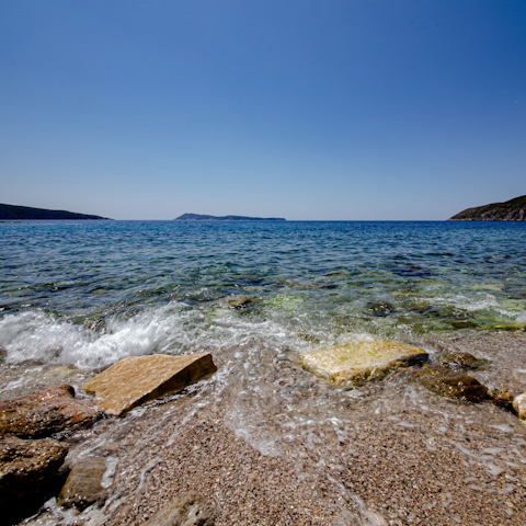 Stay near Starigrad and just 100 metres from the beach