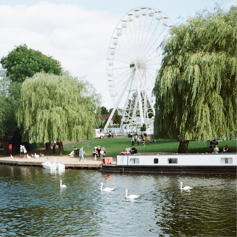 Stay in the medieval town of Stratford-upon-Avon, just a five-minute walk from the centre
