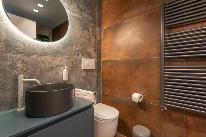 Bathroom photo
