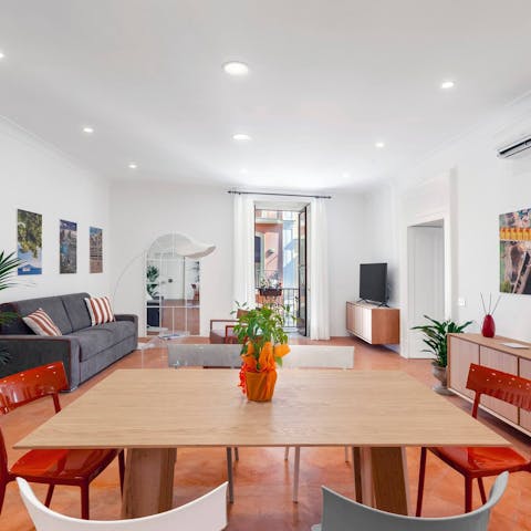 Savour relaxing meals at home or wander to a local restaurant