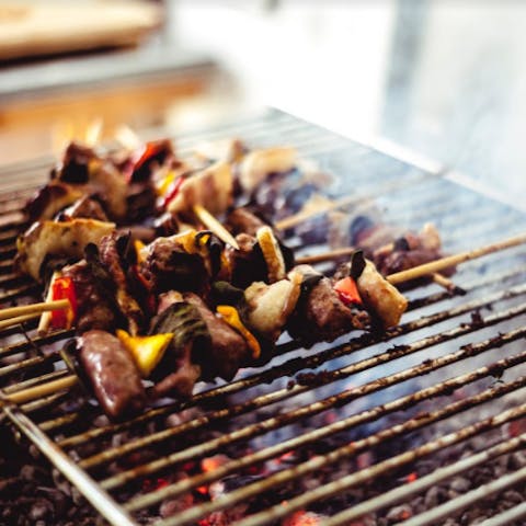 Try some delicious Tennessee barbecue, with a glass of bourbon