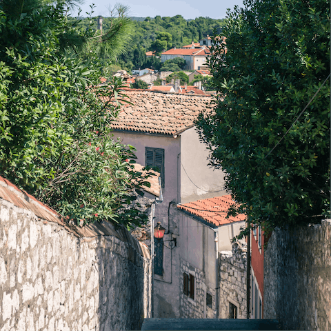 Stroll twelve minutes into the small village of Put Ljubotića