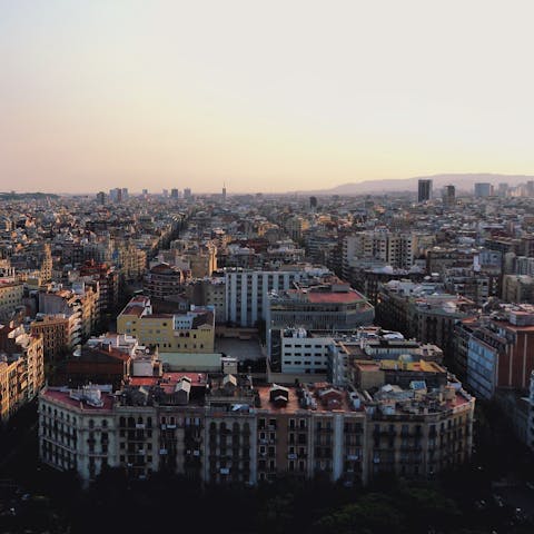 Make the most of your location at the heart of popular Eixample