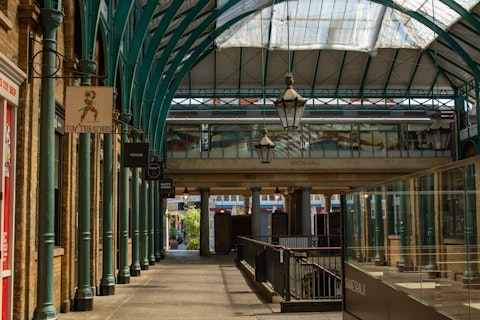 Soak up Covent Garden's street performers, boutiques, and vibrant piazza