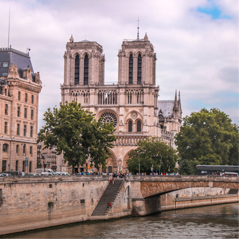 Catch the metro to Notre Dame, 15 minutes away