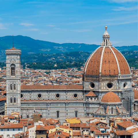 Discover Florence, half an hour's drive away
