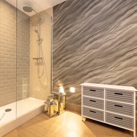 Get ready for an evening out in Edinburgh in the stylish bathroom