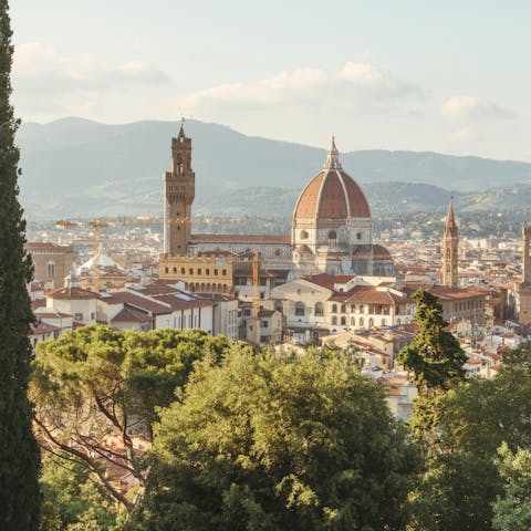 Wind your way into the historic heart of Florence