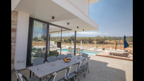 Look forward to lunching together on the terrace