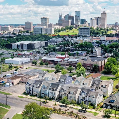 Explore the attractions of Nashville