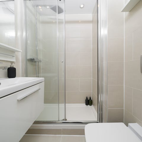 Contemporary, immaculate bathrooms