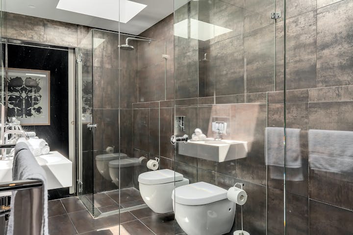 Bathroom photo