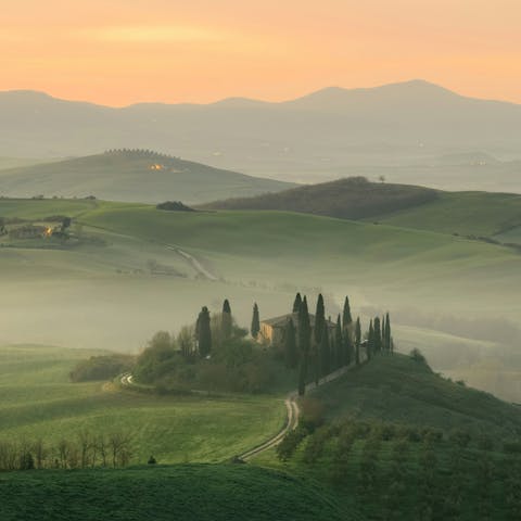 Explore the landscape and lifestyle of Tuscany