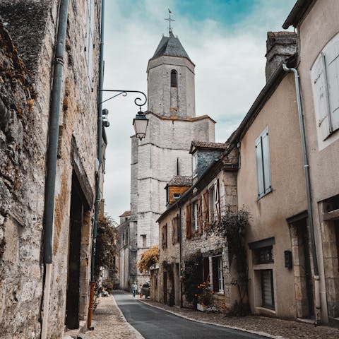 Meander through beautiful Cotignac – it's 5 kilometres away