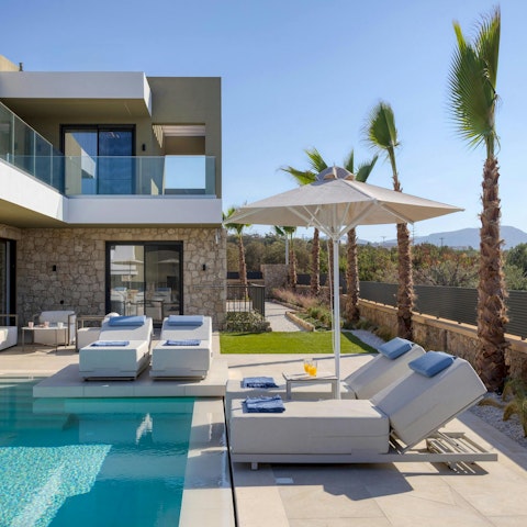 Make poolside lounging the new morning ritual