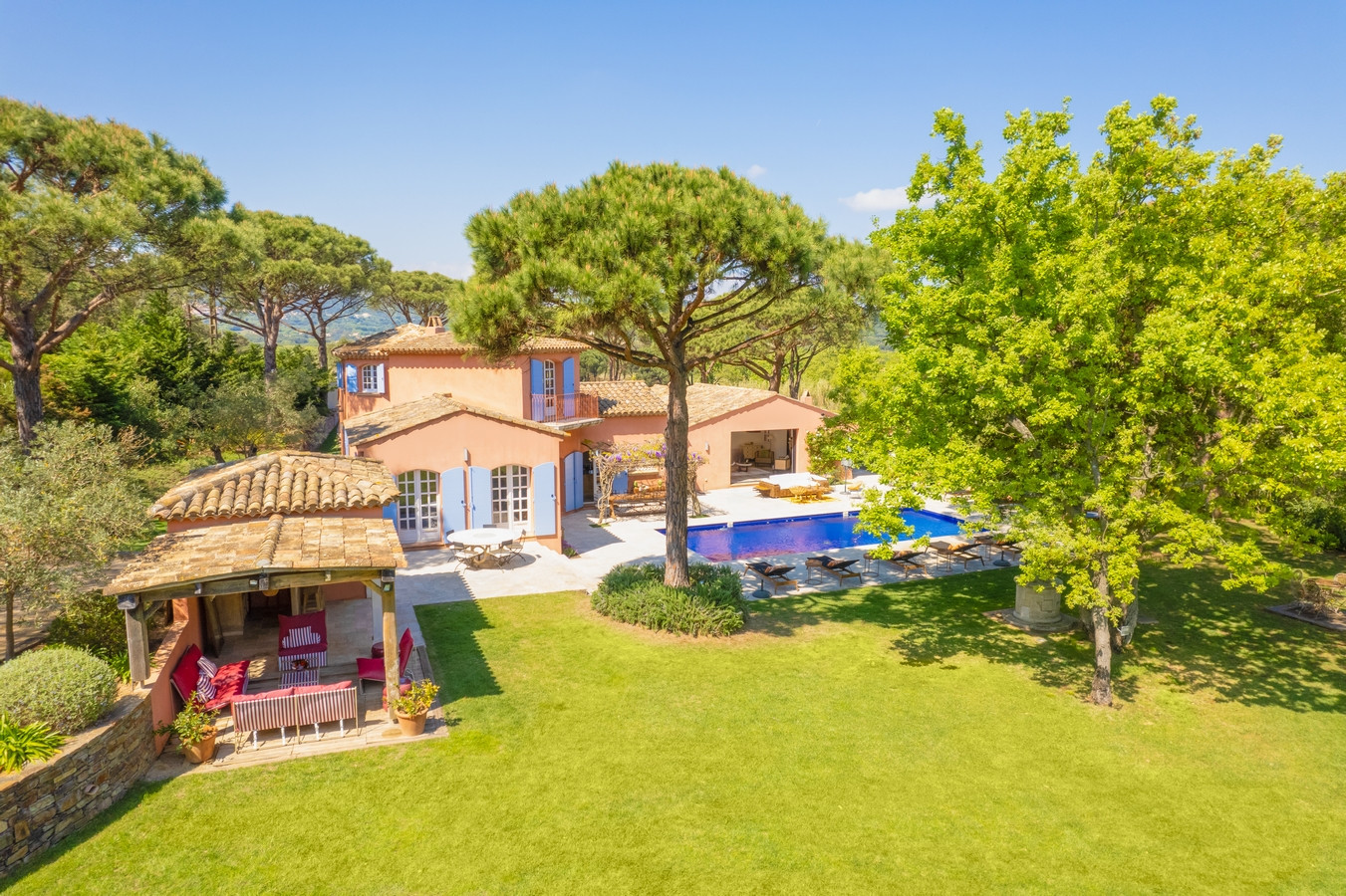 Villa Aurora