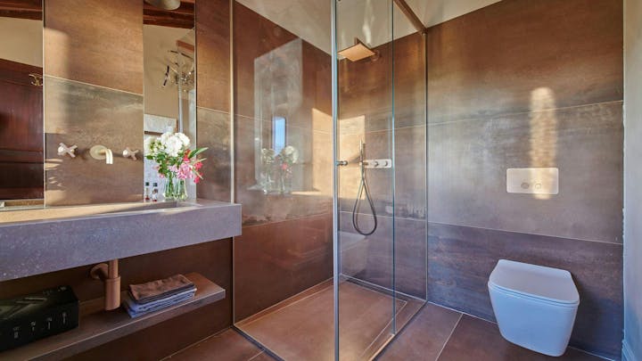 Bathroom photo