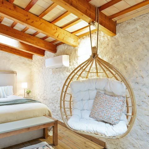 Unwind with a good book in the swing seat