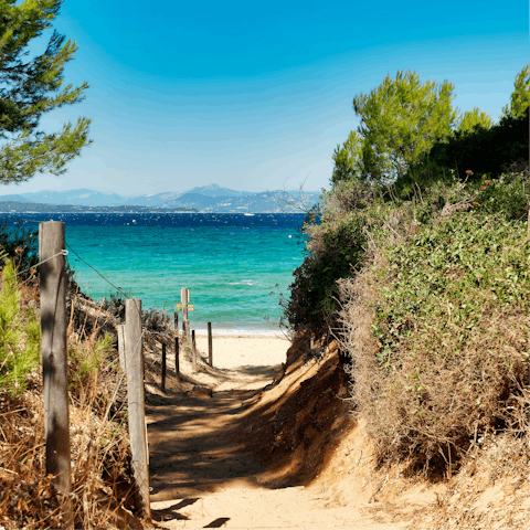 Stroll to Plage de la Courtade, twenty minutes away