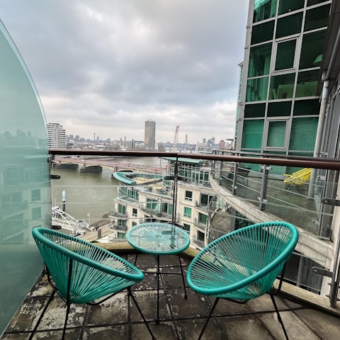 Enjoy your morning cuppa on the balcony with a view of the Thames