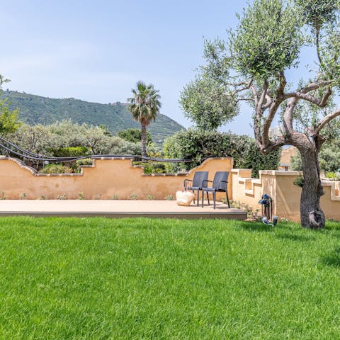 Soak up the Sicilian sunshine in the garden