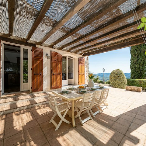 Get together on the terrace to share special meals