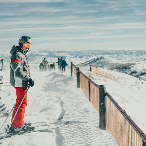 Take the complimentary skier shuttle to the slopes