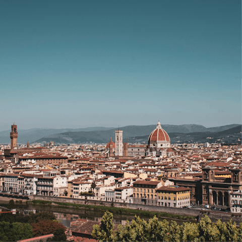 Reach Florence in just one hour by car