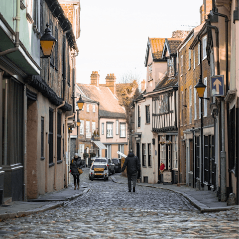 Stay just a fifteen-minute drive away from Norwich