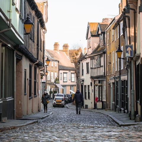 Stay just a fifteen-minute drive away from Norwich