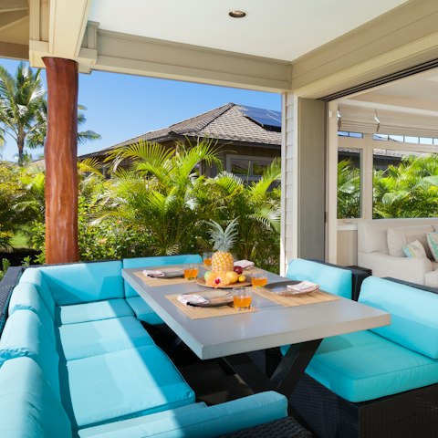 After a day at the beach, enjoy barbecues alfresco