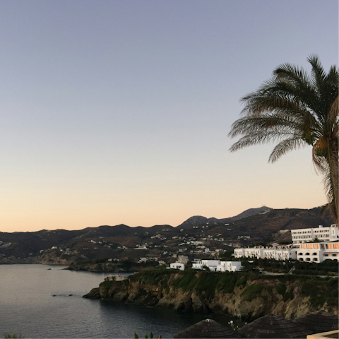 Relax in the charming beach resort of Agia Pelagia