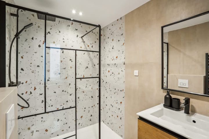 Bathroom photo