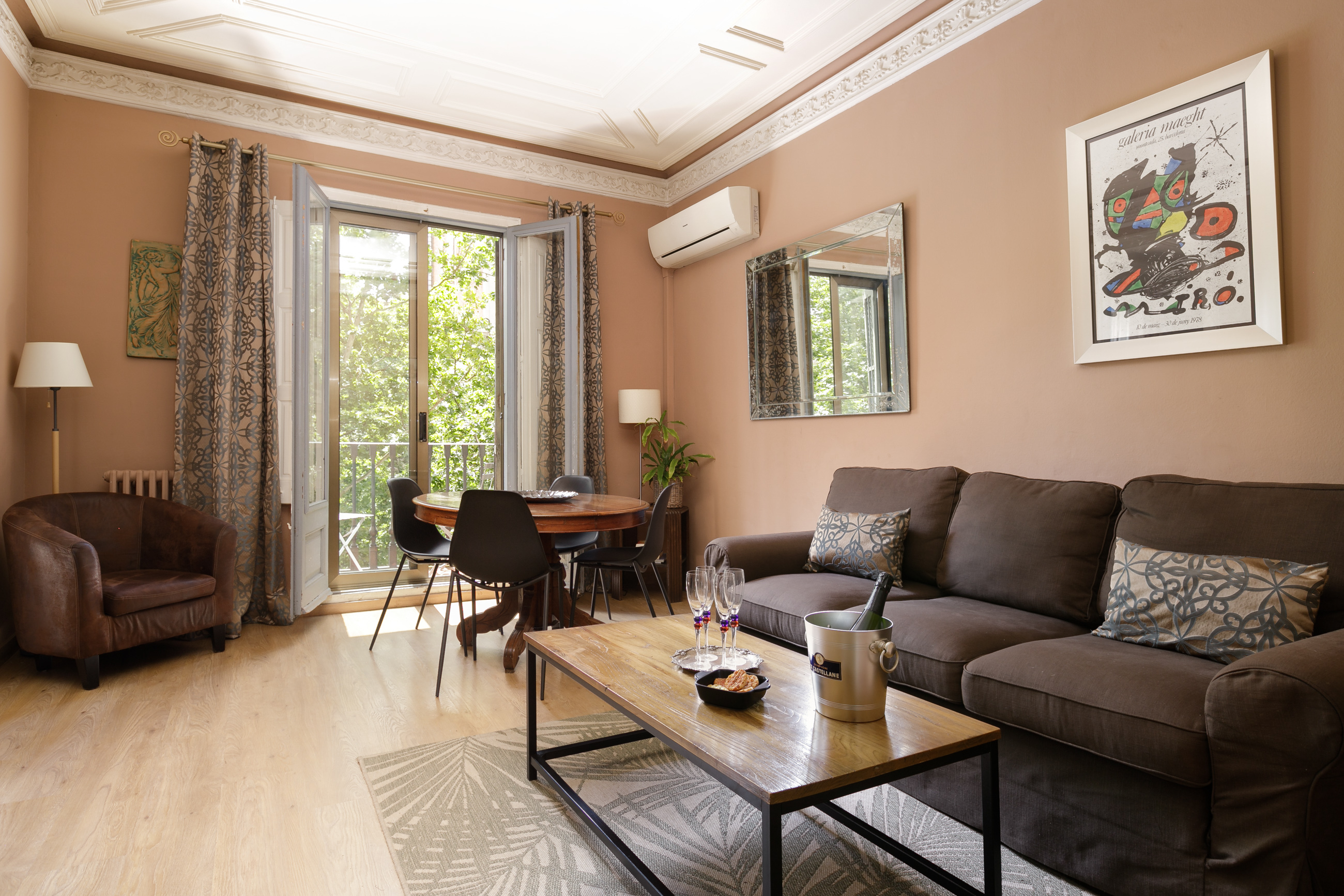 Setting the Eixample