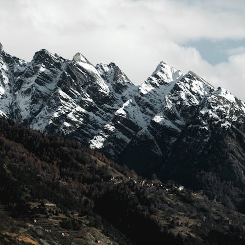 Explore the Swiss Alps from your home in Bex