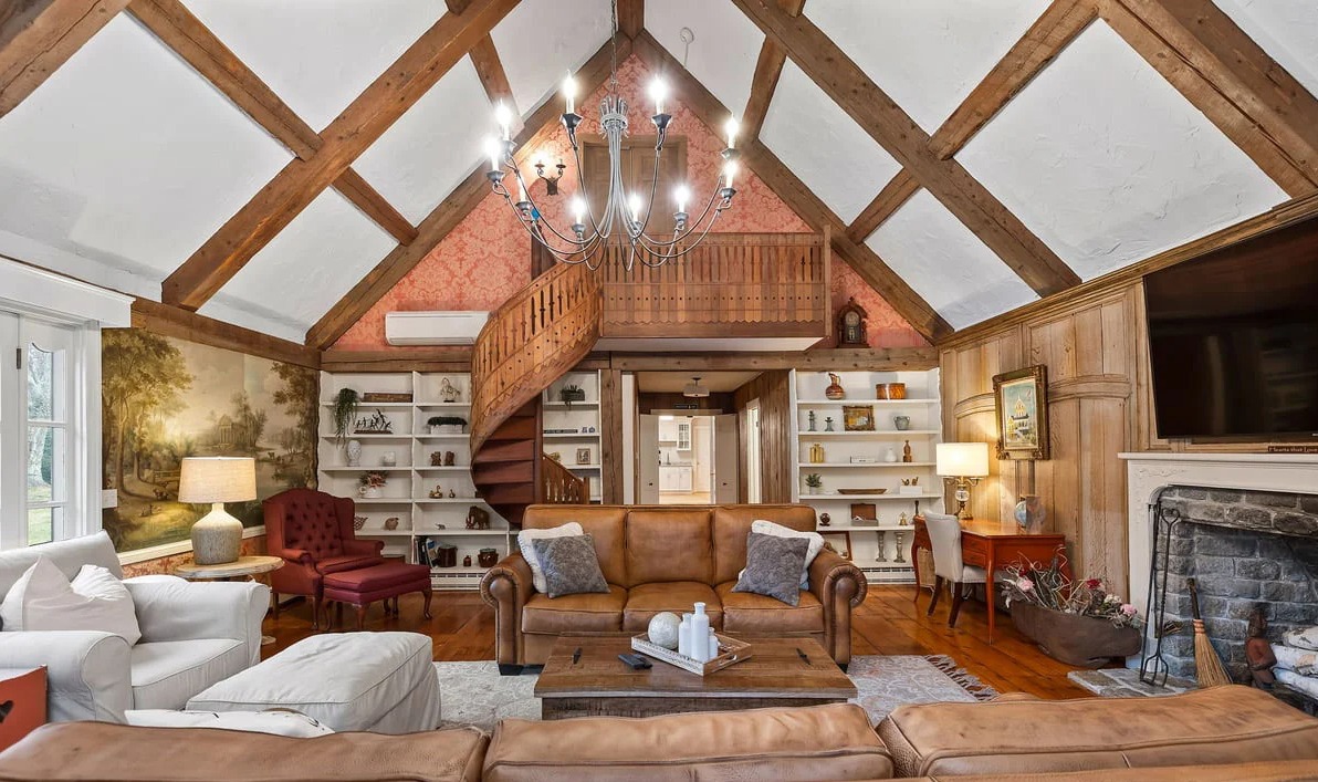 Chateau Pines