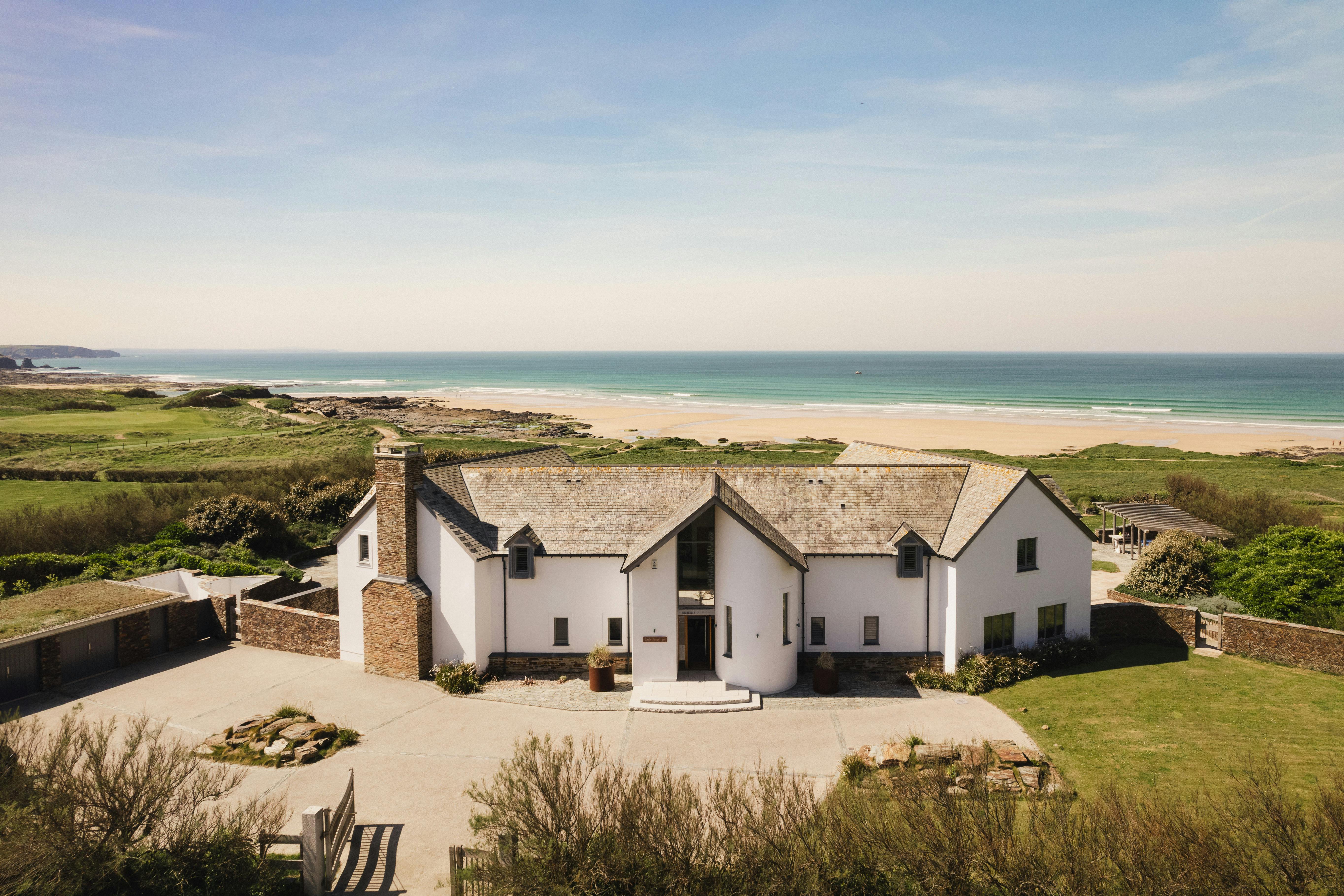 Clifftop Retreat
