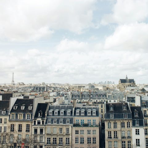 Spend your days exploring iconic sights across central Paris 